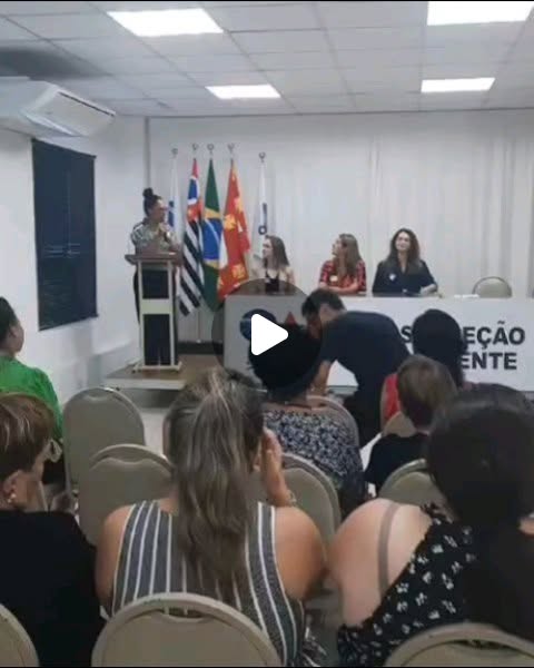 Mesa de debate sobre Terceiro Setor em evento na OAB São Vicente.